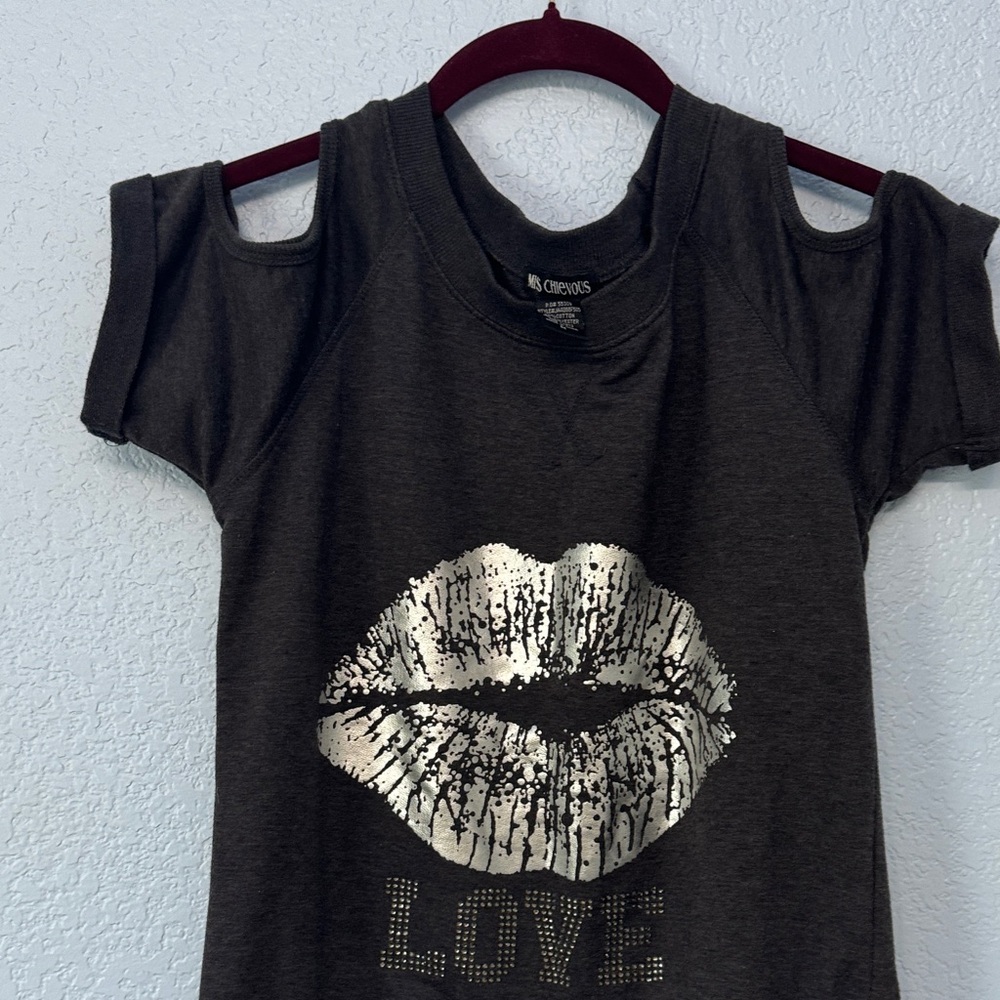 Miss Chievous Black Top with Cut Out sleeves With Silver Lips Size Medium - Picture 5 of 7